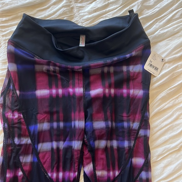FP Movement Pants Leggings - Free People “See You Through” Flares Size Small NWT - Picture 2 of 4